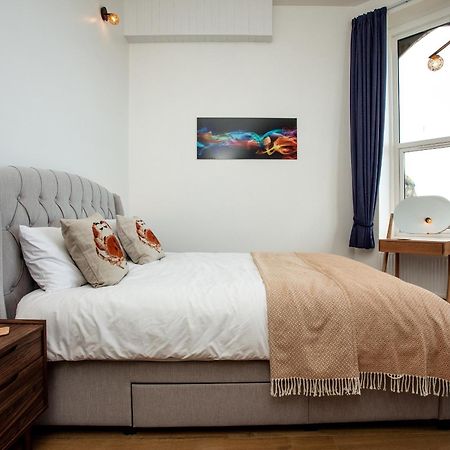 Bullens Rock Apartment อิลฟราคูมบ์ ภายนอก รูปภาพ