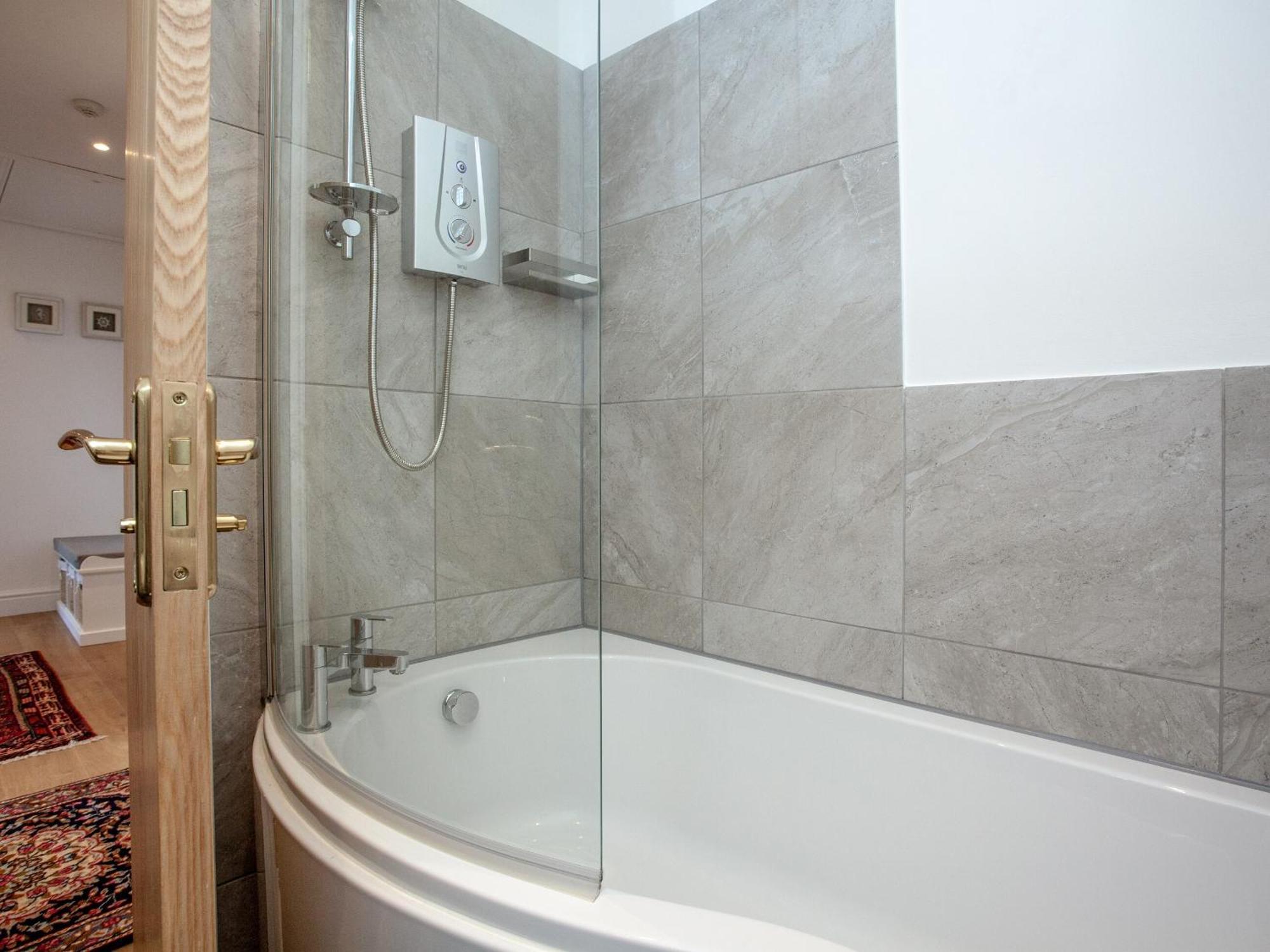 Bullens Rock Apartment อิลฟราคูมบ์ ภายนอก รูปภาพ